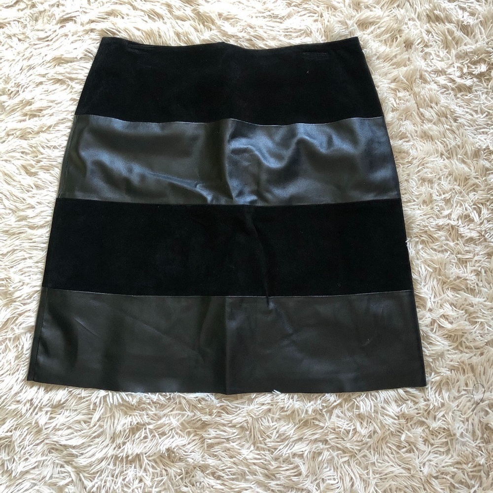 Linea Domani Genuine Leather A-Line Skirt